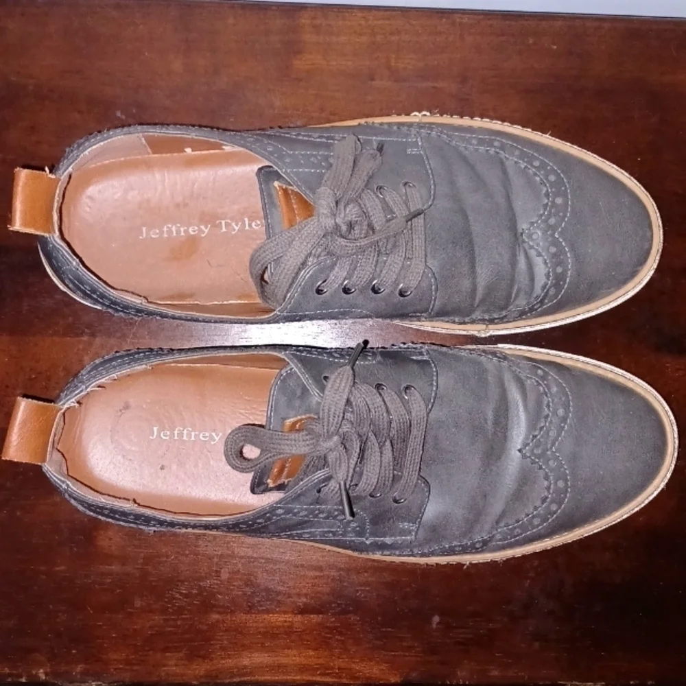 𝅺JEFFREY TYLER Wing Tip Sneakers, 12